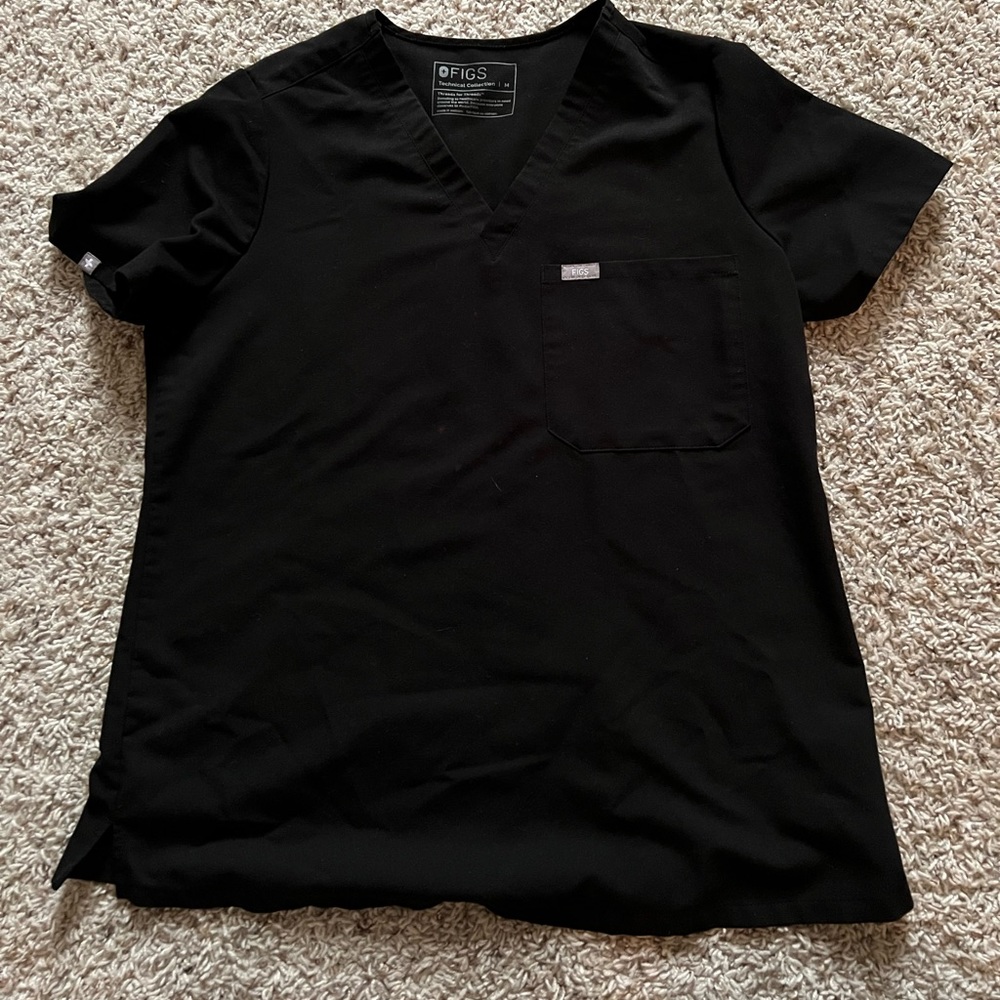Figs Catarina scrub top!